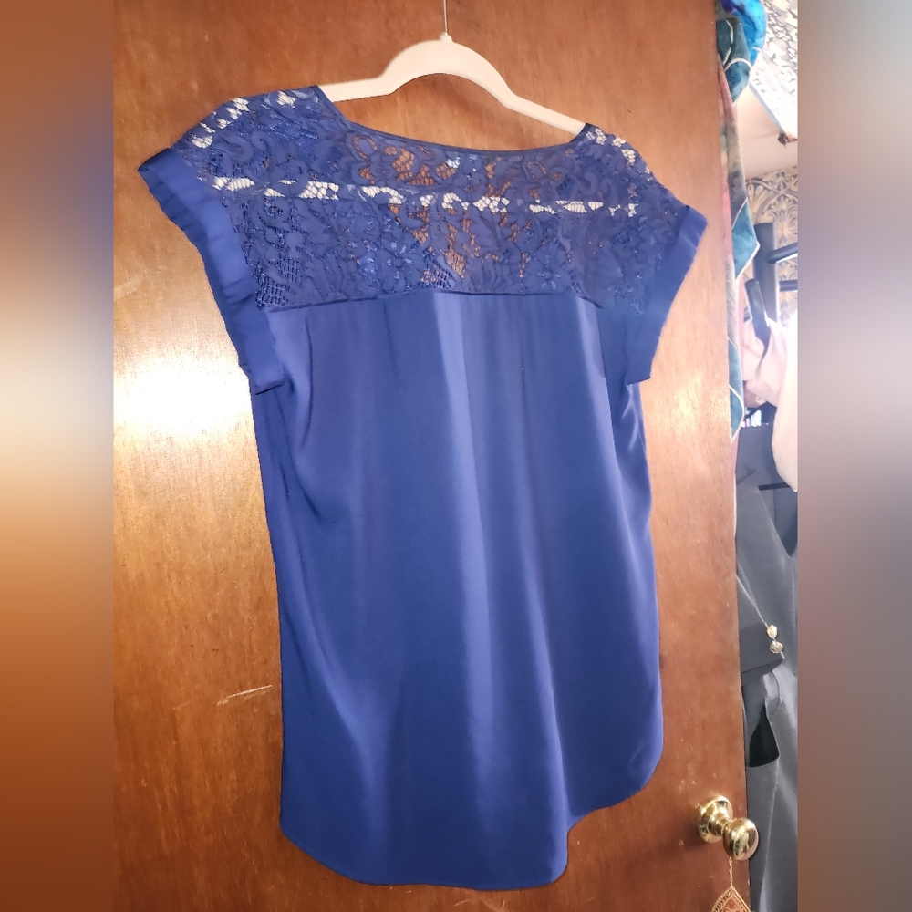 Express Top Medium - Picture 11 of 11